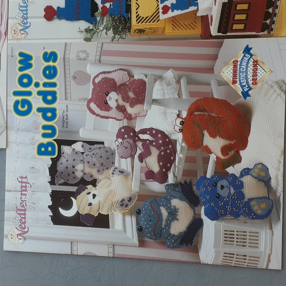 COPY - Lot of 3 - The Needlecraft Shop pattern booklets - Picture 3 of 4